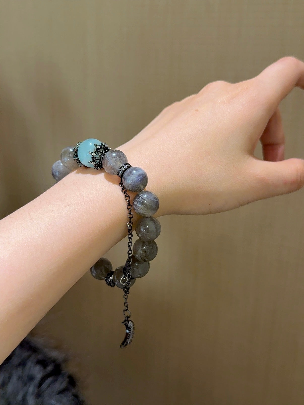 ▫️▪️ Grey moonlight aquamarine bracelet